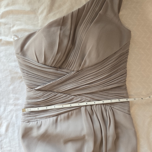 Grey one shoulder dress - Picture 3 of 7
